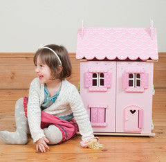 Classic Wooden Doll Houses