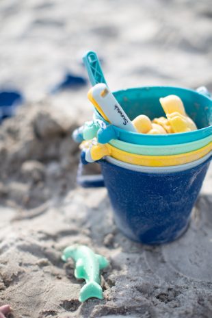 Scrunch - Eco Beach Toys