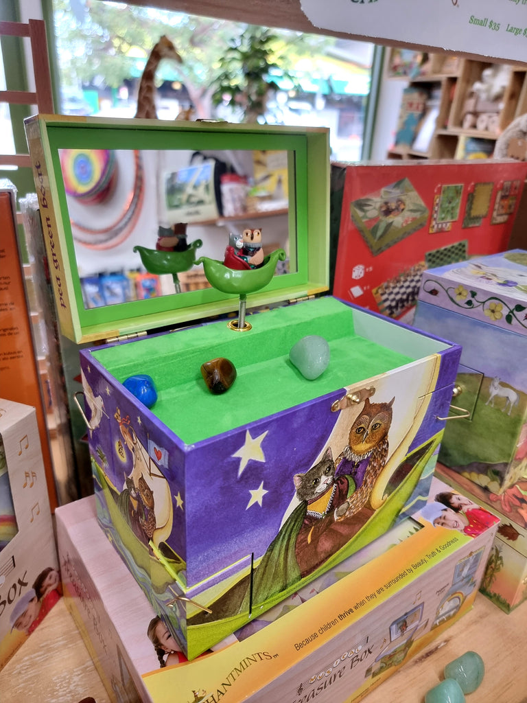 Owl and the Pussycat Music Box Enchantmints - Earth Toys