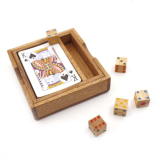 Wooden card and dice set - Earth Toys
