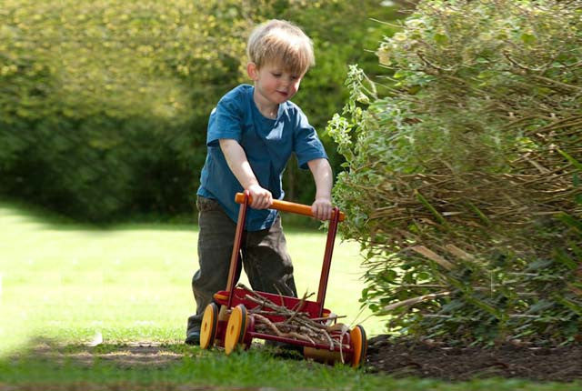 Moover Wooden Baby Walker - Earth Toys - 3